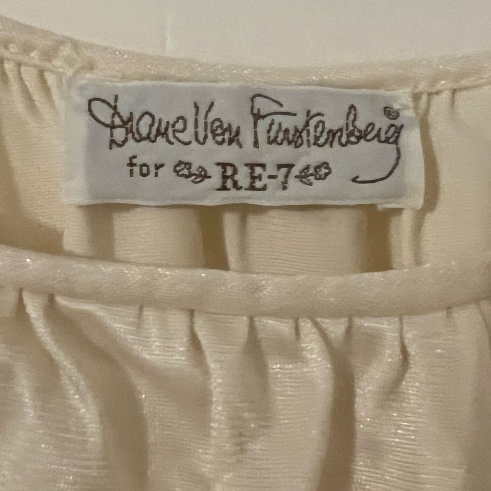 Vintage Diane Von Furstenberg long slip size L (F109)